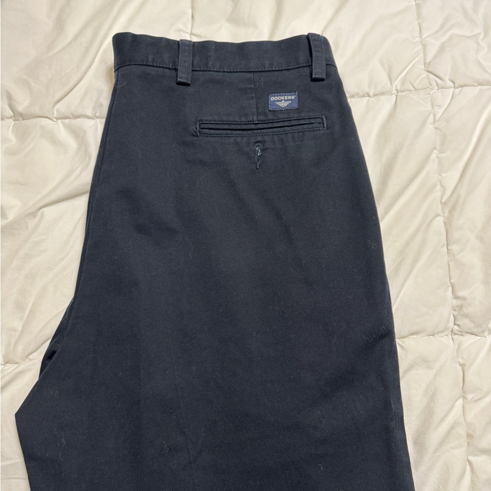 Men’s Dockers Classic,  Dark Navy Trousers size 34,30